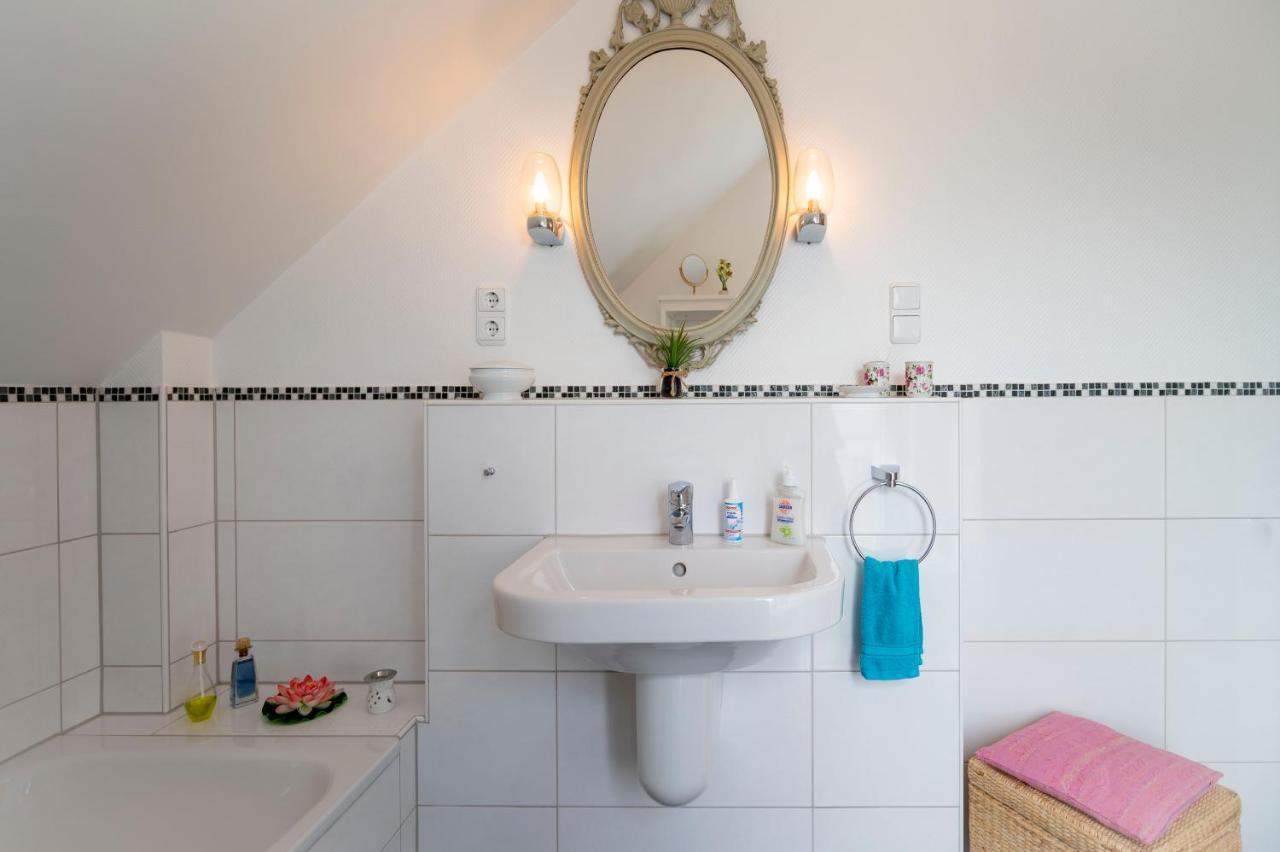 Apartment Helle Nichtraucherwohnung 69qm Zwischen Köln Und Düsseldorf *